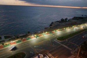 Street lighting Seaside highway,Santo domingo, Dominican Republic (1)