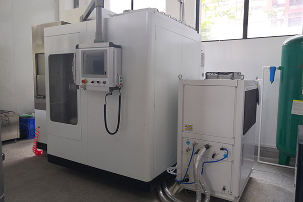 machine (14)