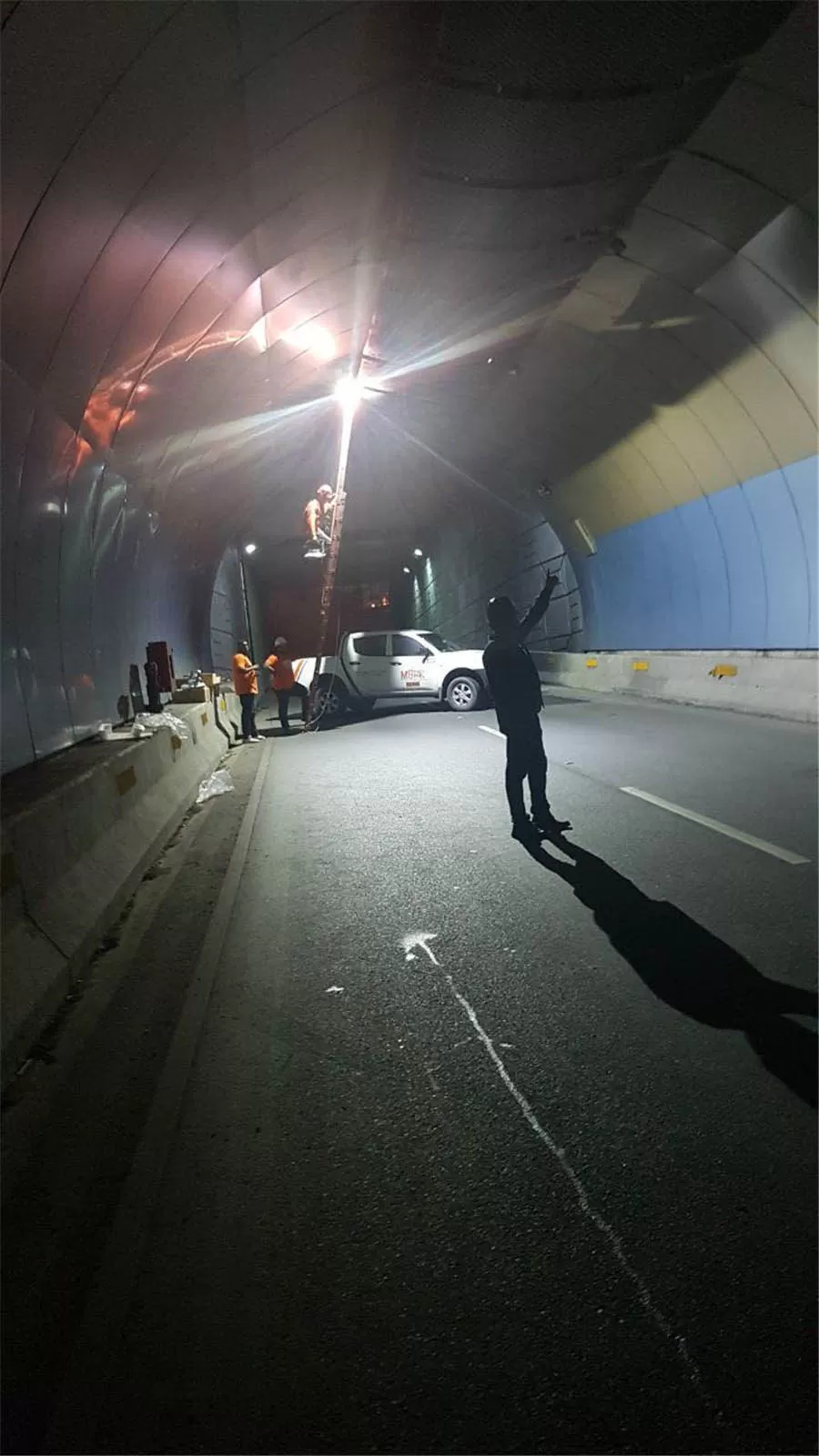 Tunnel lighting Retrofitting project,Dominican Republic(KCOB-TLA100w)