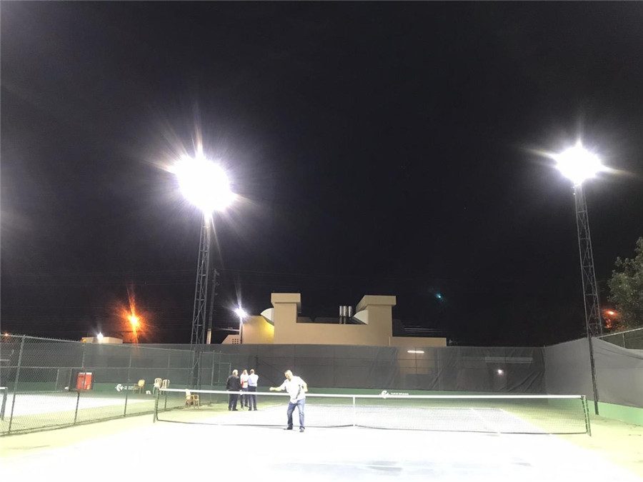 Sports lighting Outdoor badminton court，Mexico（KCOB-HMA 300w 18pcs） 3