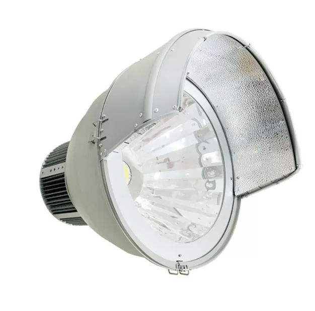 football pitch floodlights
